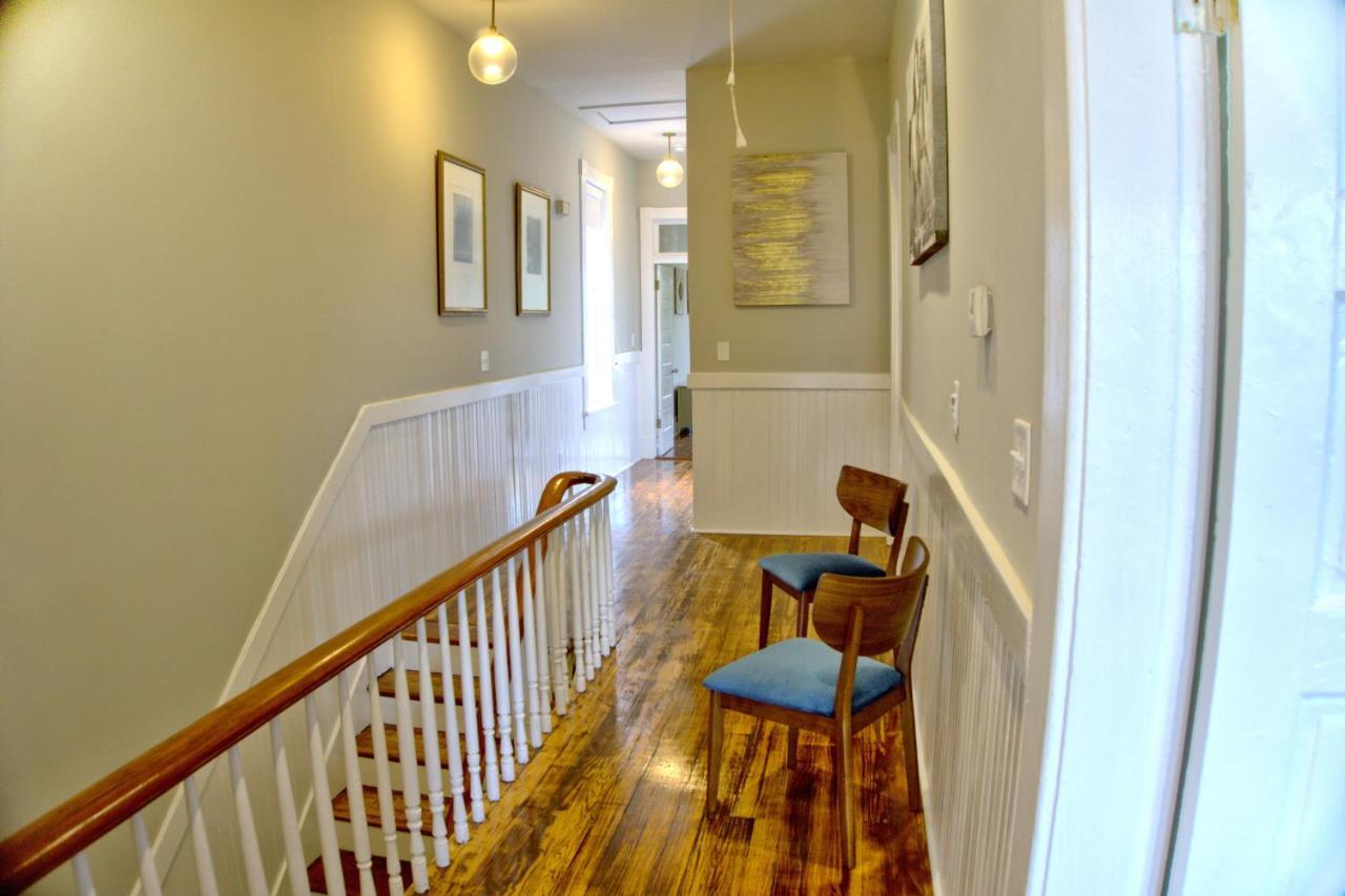 2 Bedroom Newly Renovated Townhome In Historic 薩凡納 外观 照片